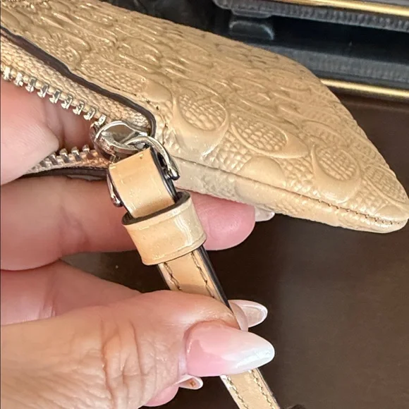 Coach Beige single zip Signature Embossed Wristlet wallet - Picture 5 of 5